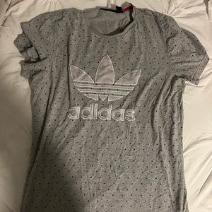 Oversized Adidas teeshirt